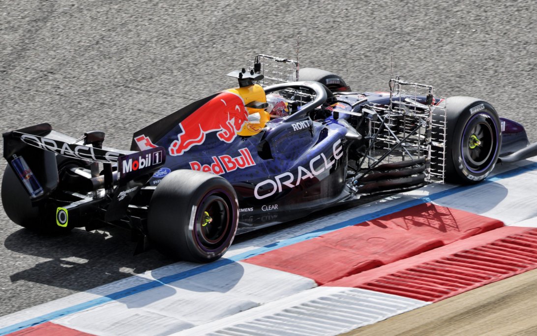 Verstappen Bahrein test