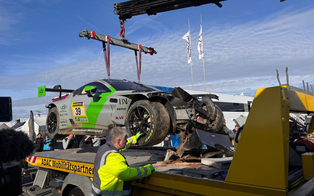 Heavy Aston Martin crash causes long red flag in Nürburgring qualifying
