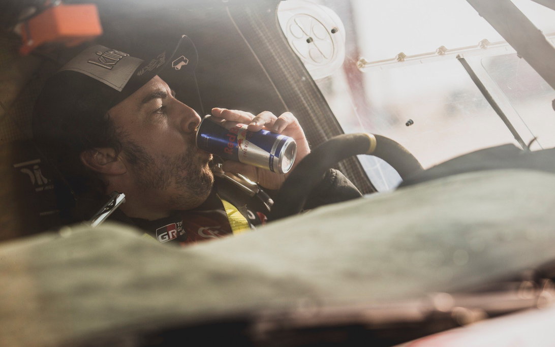 Alonso provoca o paddock: Dakar e Le Mans podem estar no radar para 2027