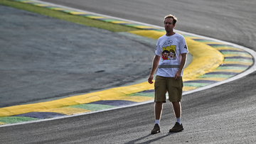 F1 champion to make surprise London Marathon appearance for special cause