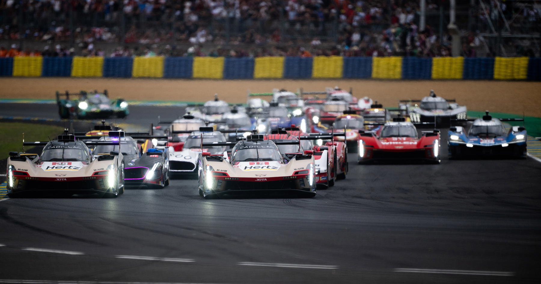 Kevin Magnussen's challenging start at Le Mans.