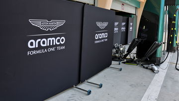 Hezemans snapt er he-le-maal niks van: "Nul performance in die motor"