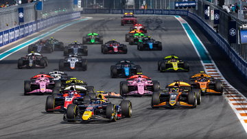 F2 feature race delayed amid weather chaos in Miami