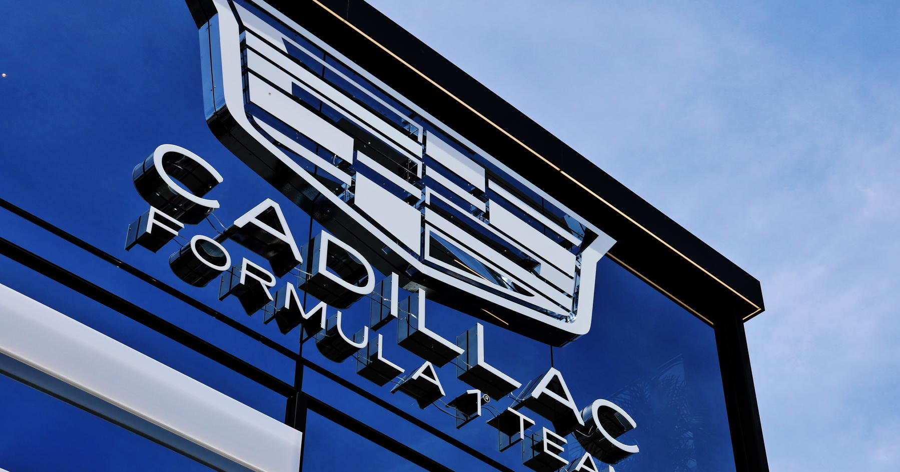 Cadillac replace F1 team principal in shock twist