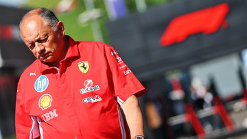 Vasseur uit de tent gelokt door Wolff: "Als wij ontwikkelen, spelen we vals!"