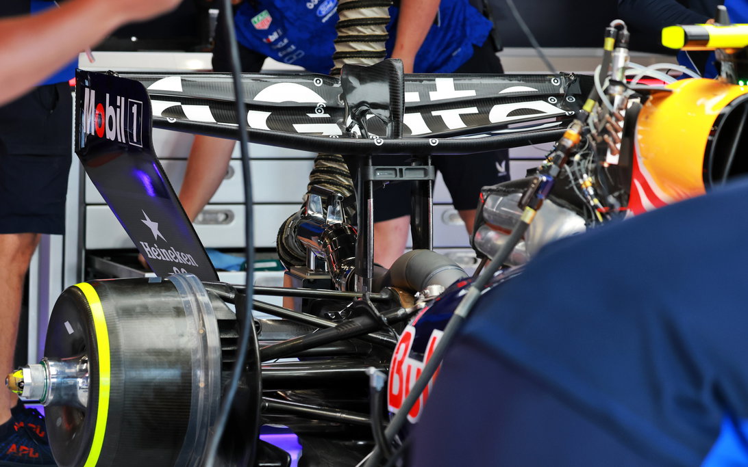 Red Bull rear wing Silverstone