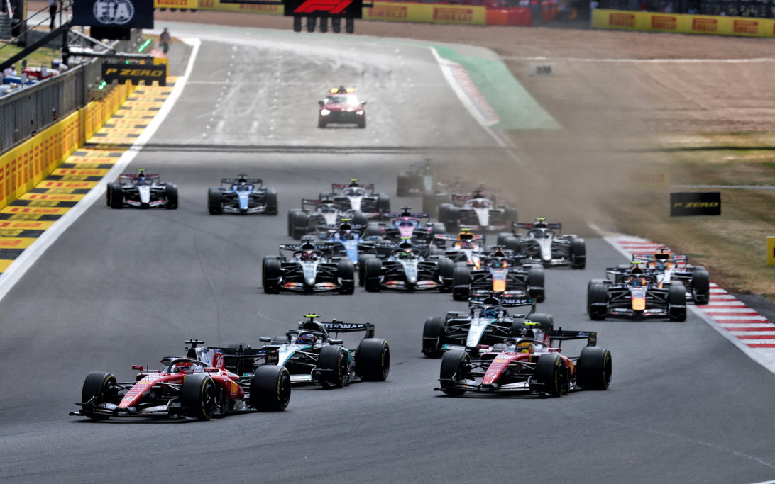 Silverstone race start