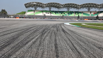 F1-coureurs vrezen voor 'schuurpapier' van Sepang