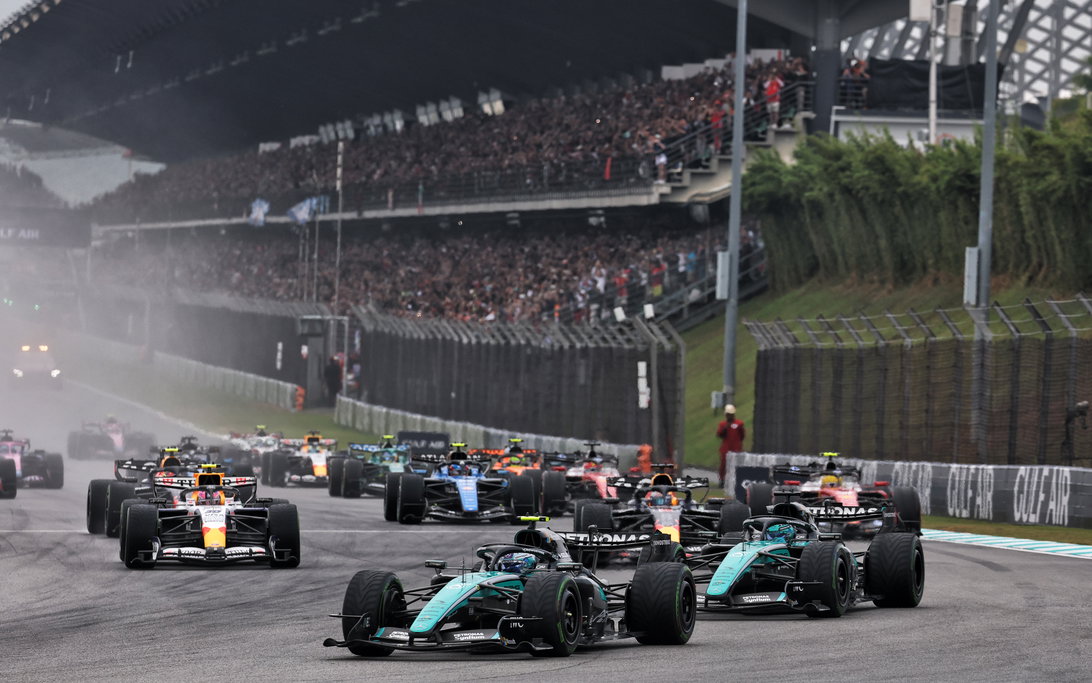 F1、アフリカ復帰を確定。政治的緊張とドライバーの混乱が交錯