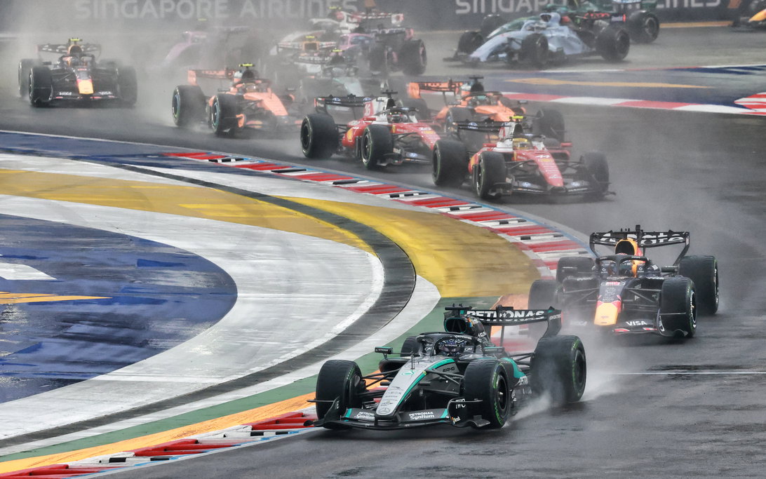 Singapore sprint start rain