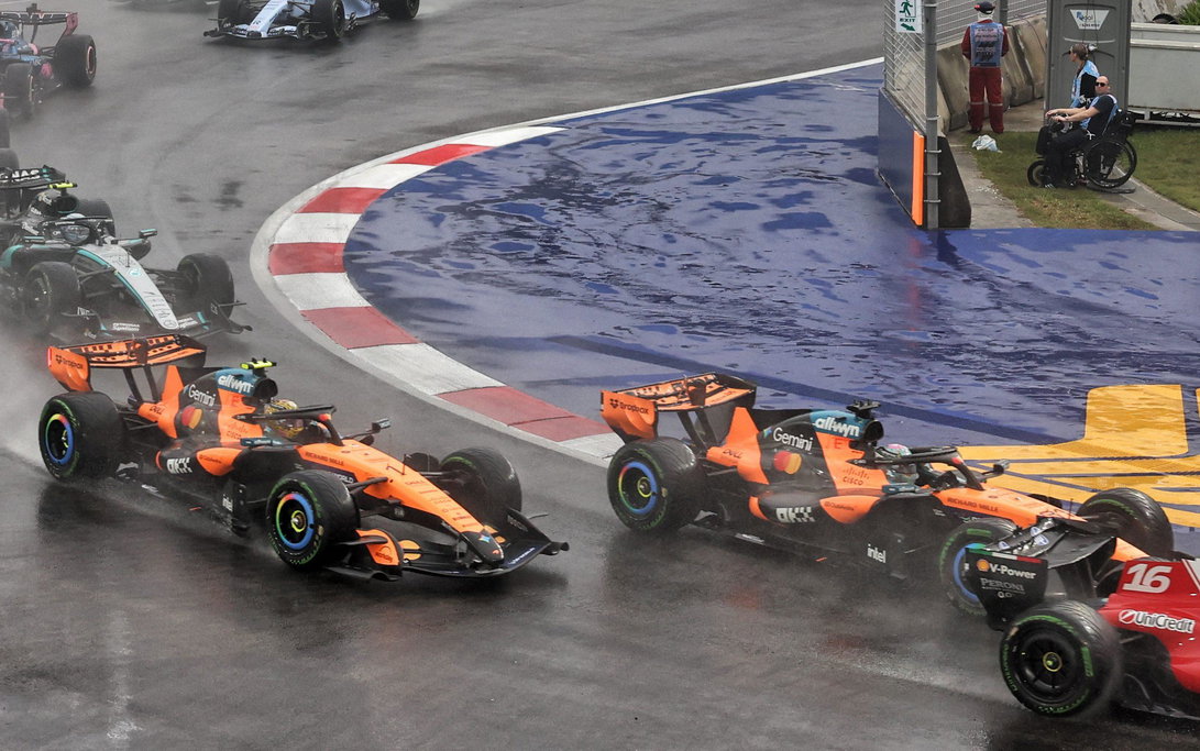 Norris Piastri Singapore sprint wet