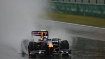 Red Bull victim of unfortunate F1 mistake as Sebastian Vettel makes history