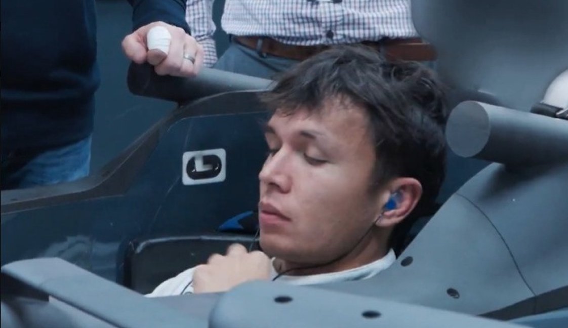 Albon seat fit screenshot