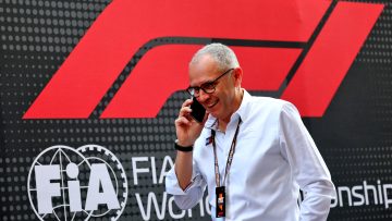 F1 boss makes urgent appeal in face of negativity