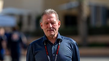 Jos Verstappen velt eerste oordeel over nieuwe Red Bull van Max