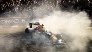 Red Bull catches fire in dramatic Yuki Tsunoda F1 return