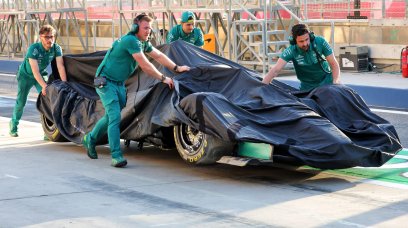 Aston Martin problems Bahrain