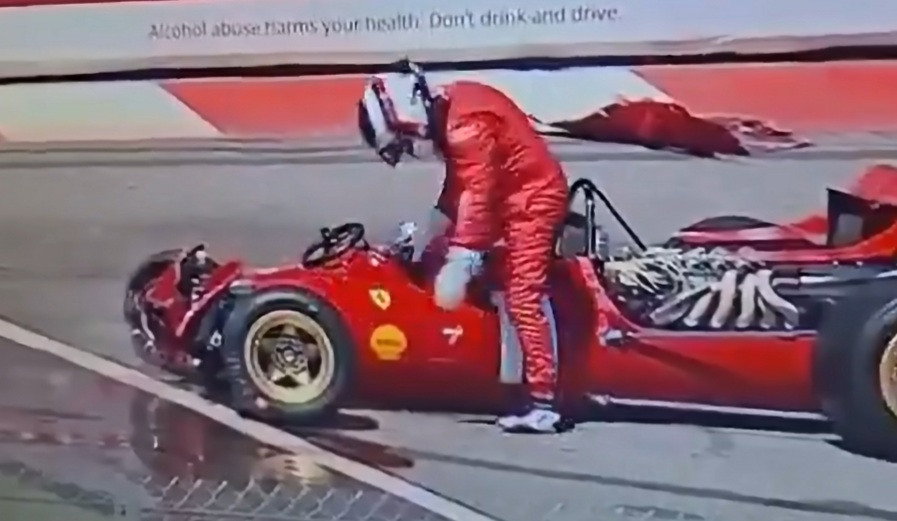 Alesi crash screenshot