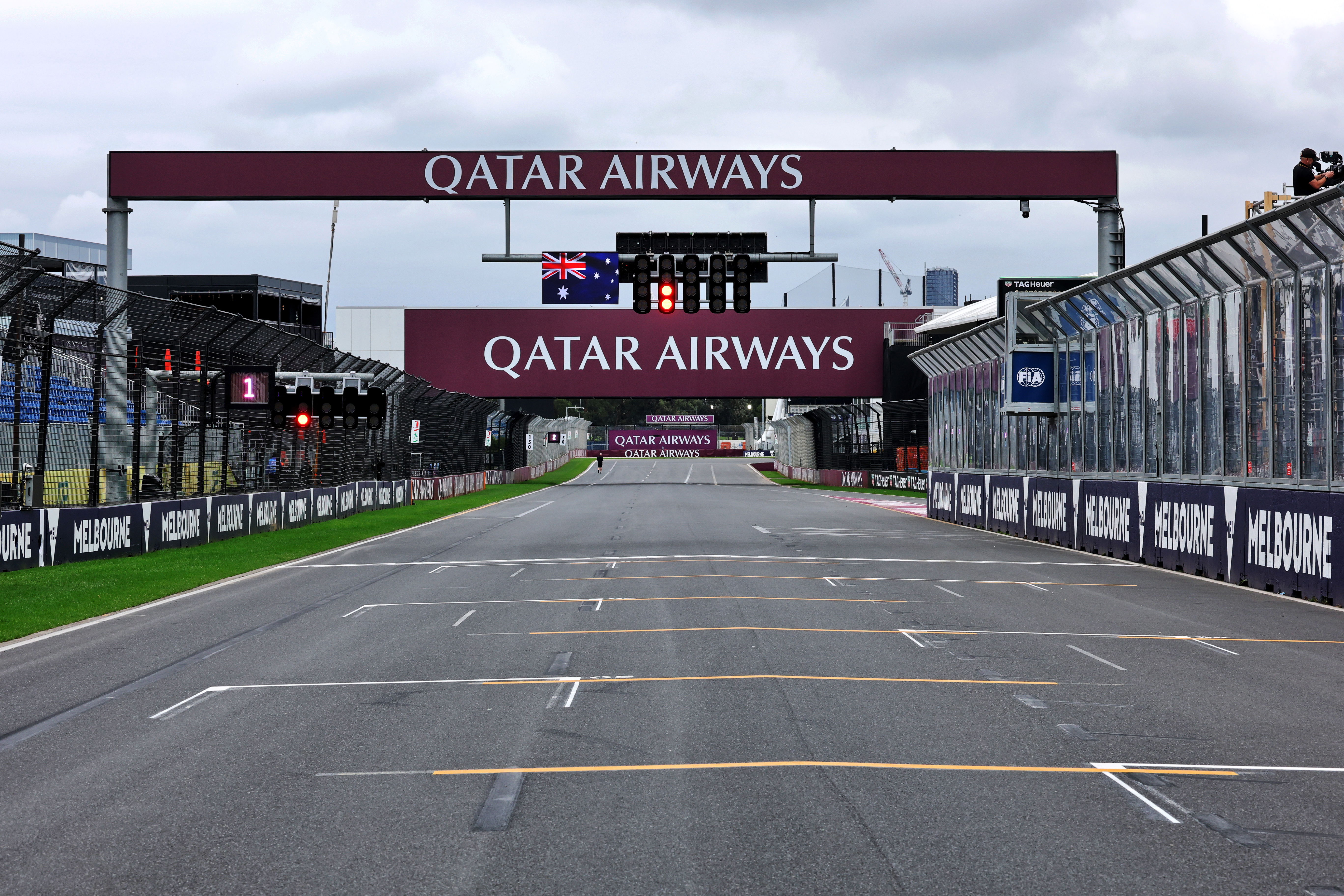 Qatar logo australia