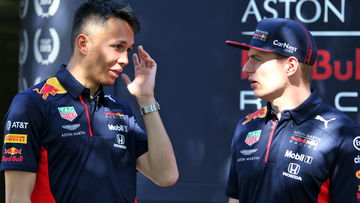 Williams-teambaas: "Albon is nu een heel ander beest tegen Verstappen"