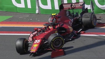 Harde crash Sainz zorgt voor rode vlag in derde vrije training GP Nederland