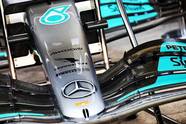 F1 Aerodynamics Mercedes front wing 2022
