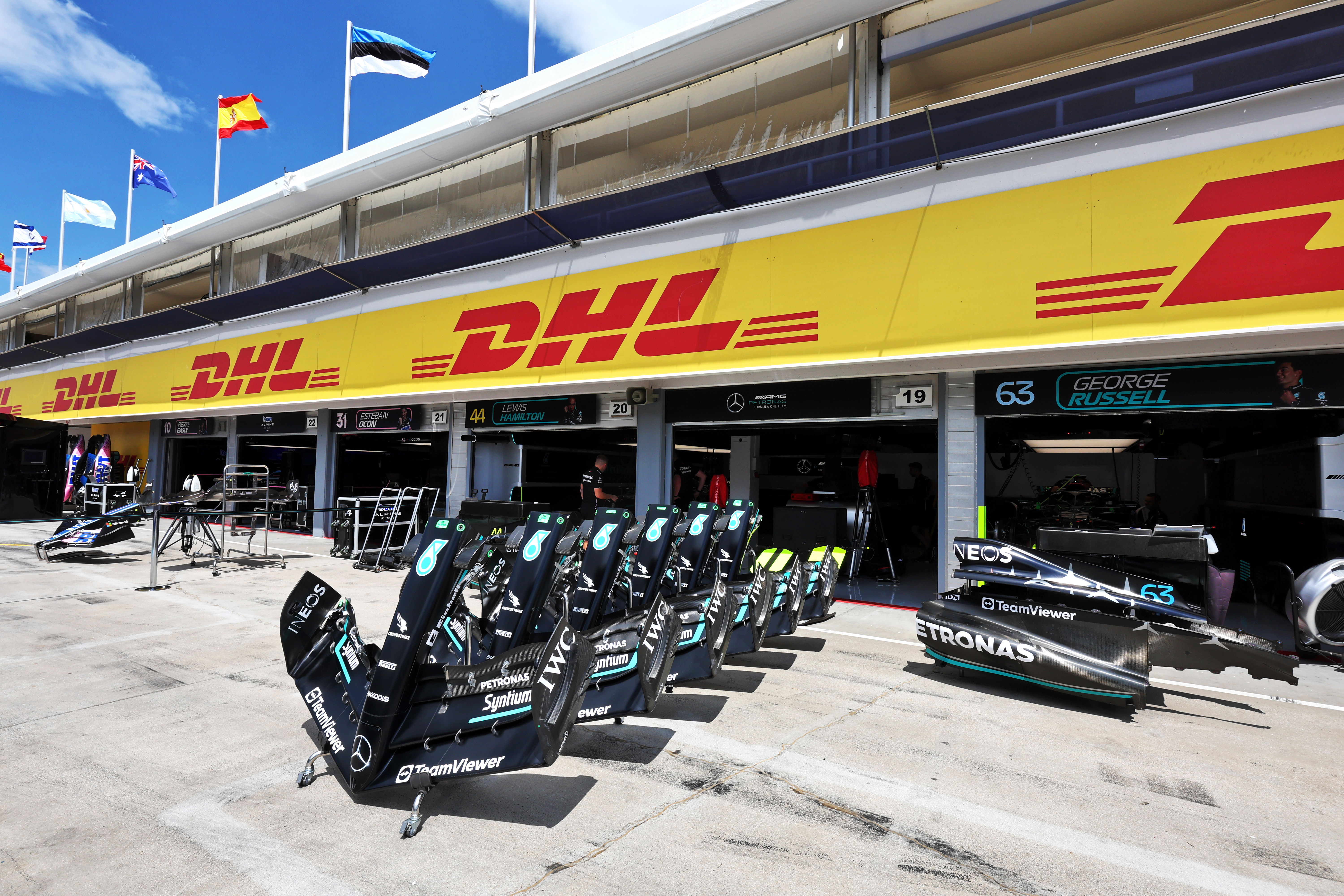 F1 Technology front wings Mercedes 2023