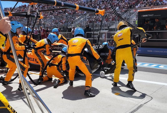 McLaren pitstop Canada