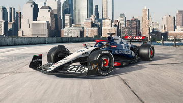 WATCH: De Vries makes track debut with AlphaTauri