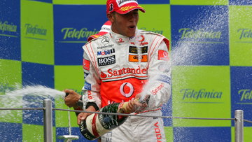 Lewis Hamilton breaks 47-year F1 record in historic entrance