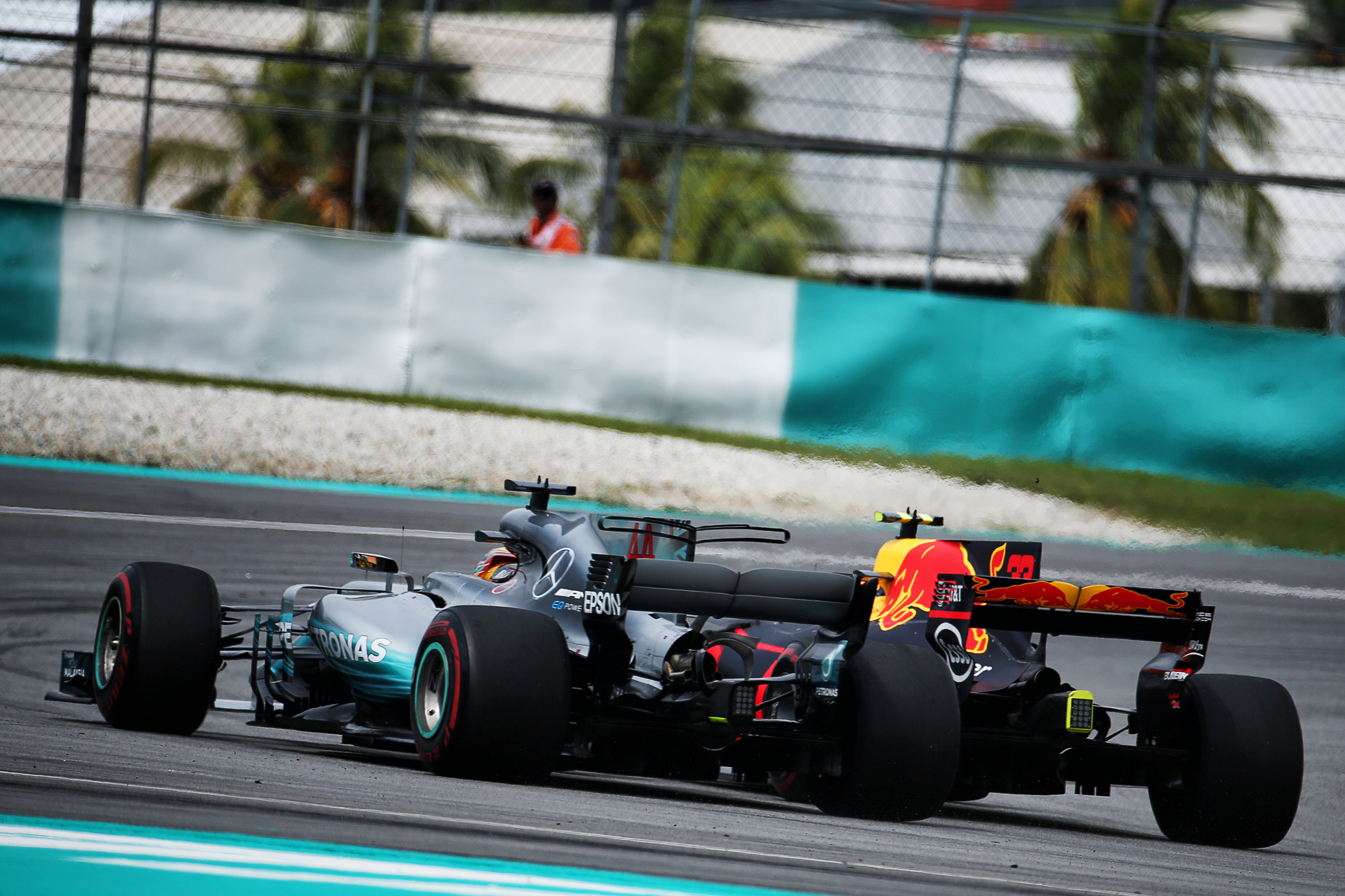 Hamilton Verstappen Malaysia