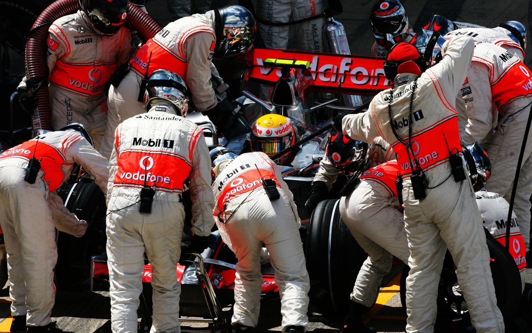Hamilton's Silverstone Pit Blunder: The Rookie Error That Shaped the 2007 Title