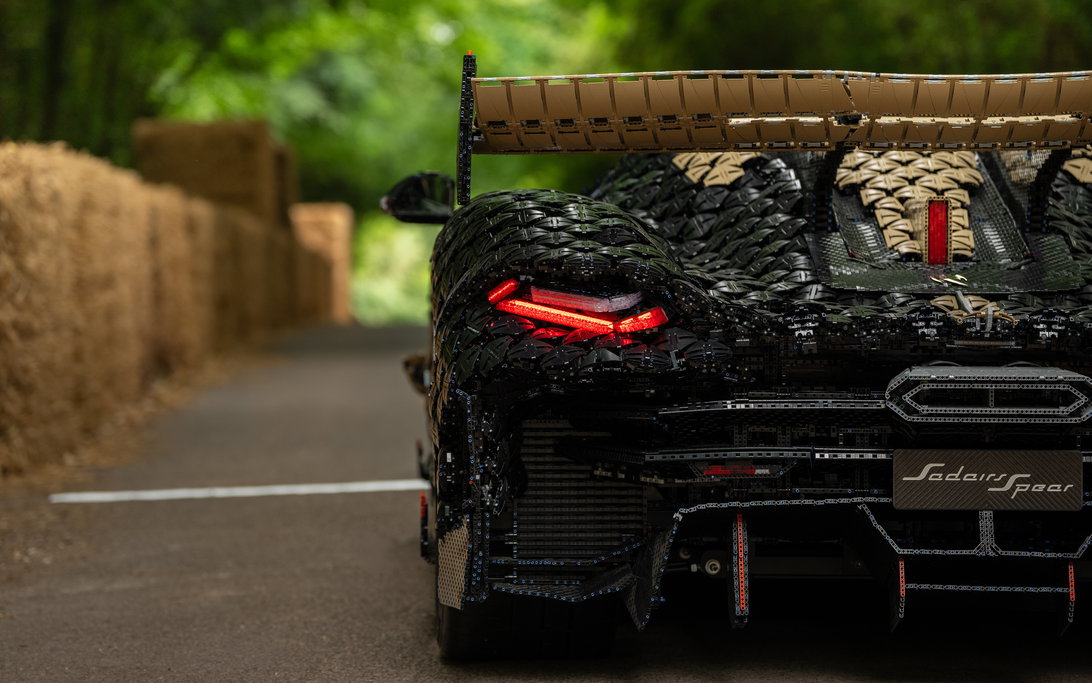 Lego Unveils Record-Breaking Full-Scale Koenigsegg Technic Car Featuring Ghost Mode