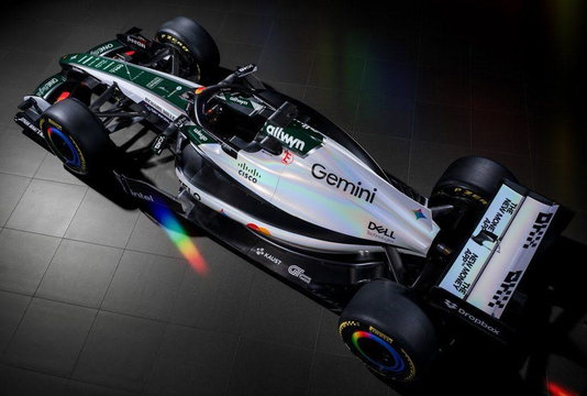 Mc Laren livery Silverstone