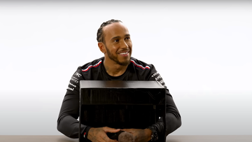 George in een doos? Hamilton, Russell en Schumacher gaan grappige challenge aan