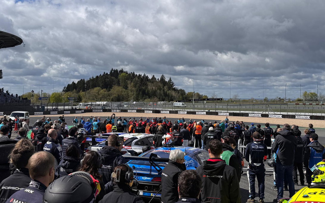 Minute silence held for Juha Miettinen at Nurburgring after fatal qualifying crash