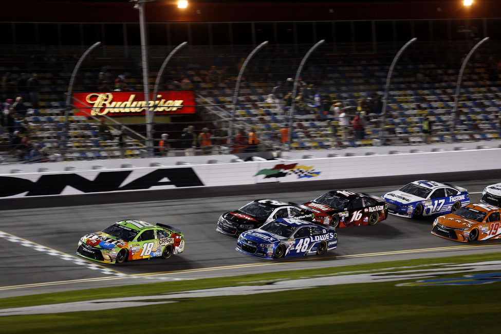 NASCAR Kyle Busch during the Daytona500 in 2015