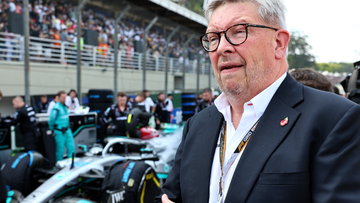 F1 legend makes shock MotoGP switch