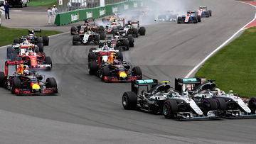 Terugblik: Hardnekkige Verstappen maakt Rosberg horendol in GP Canada