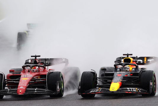 Verstappen Leclerc Japan start
