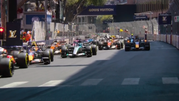 Breaking: Verstappen valt direct uit in GP Monaco