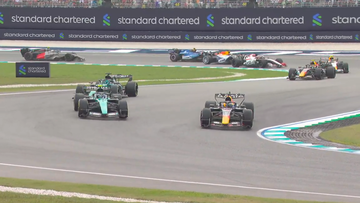 Verstappen maakt korte metten met Antonelli in heerlijk duel