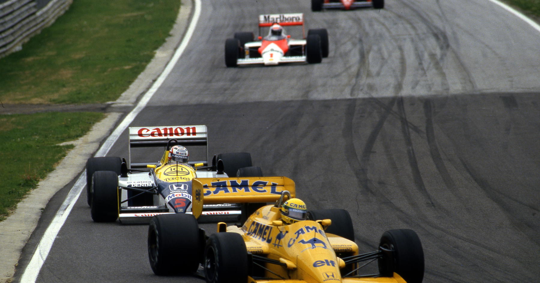 F1 legends get into pit lane scuffle - On This Day