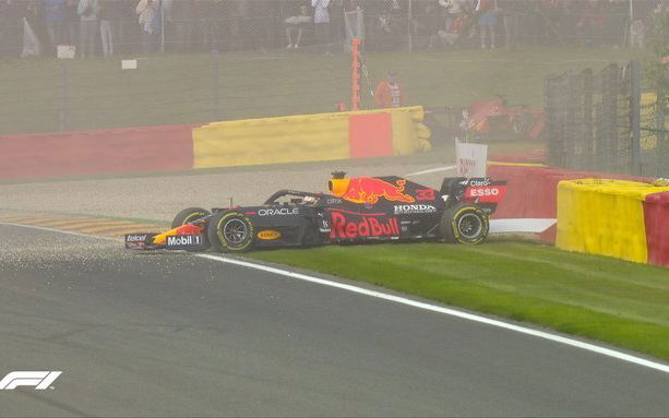 Verstappen FP2 crash Spa