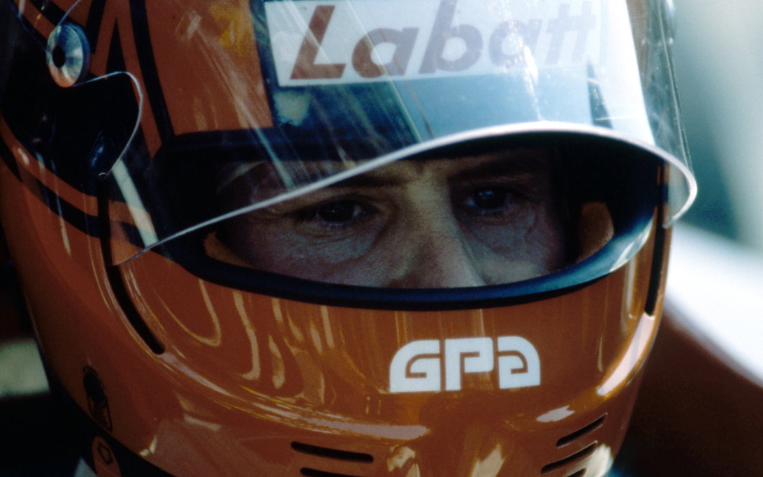 Villeneuve 1982 helmet