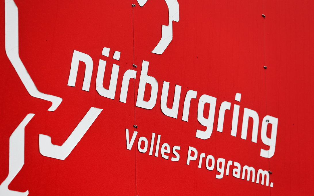 24 Hours of Nürburgring Qualifying Race Abandoned After Fatal Crash