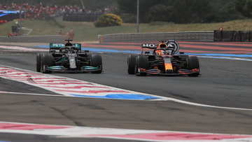Verstappen en Red Bull verslaan Hamilton met tactische meesterzet - terugblik