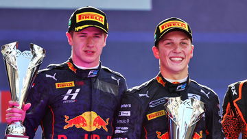 Red Bull wijst nieuwe vervanger aan van Verstappen en Perez na ontslag Vips