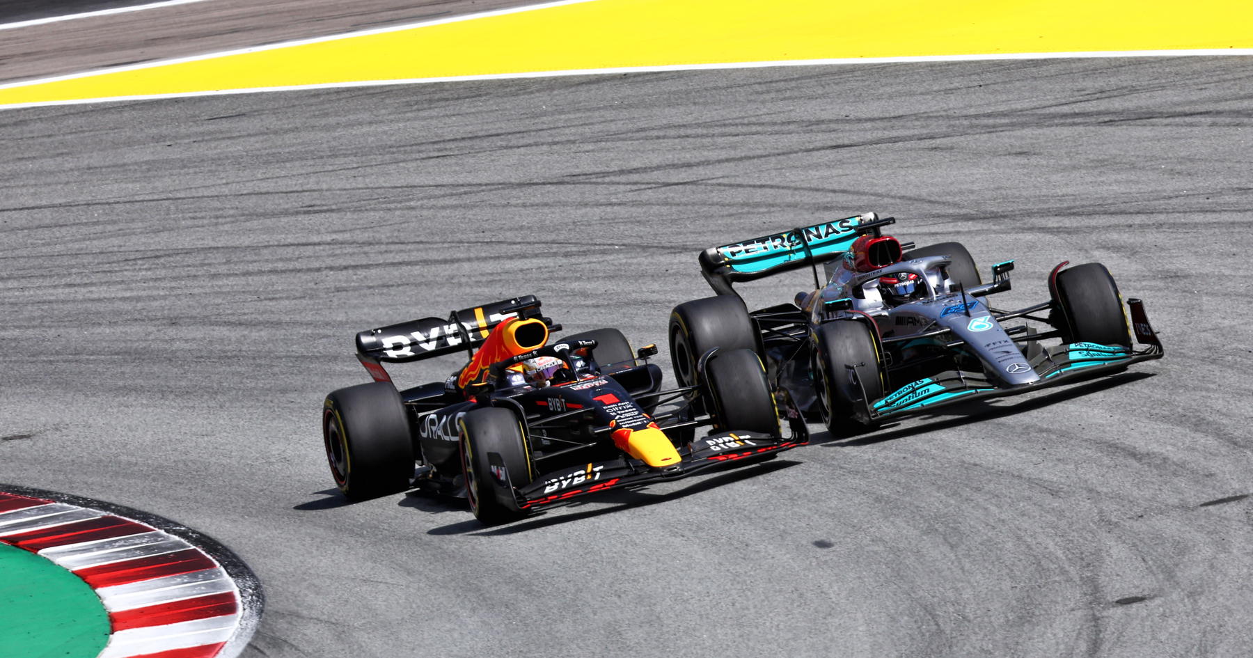 Verstappen na Miami GP alsnog bestraft: FIA legt tijdstraf op voor overtreding in pitstraat