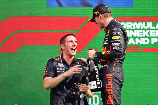 Motor Racing - Formula One World Championship - Dutch Grand Prix - Race Day - Zandvoort, Netherlands